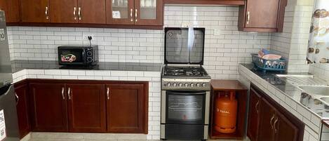 Microwave, oven, stovetop