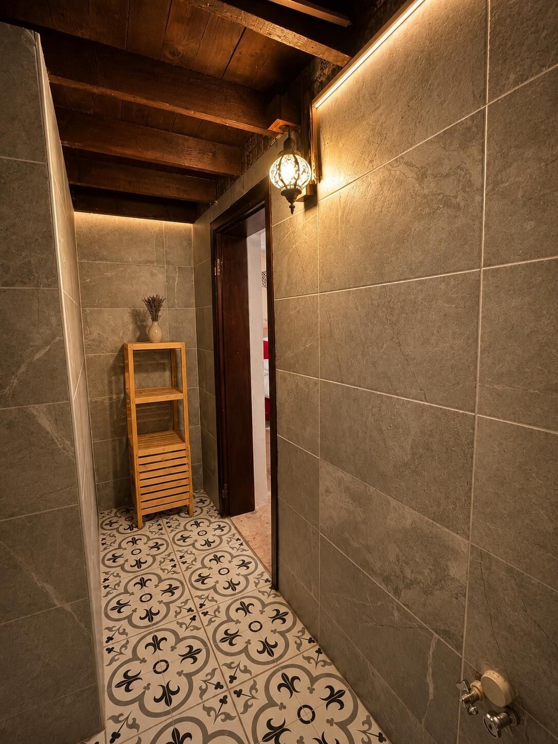 ISKANCA - Economy Room | Bathroom
