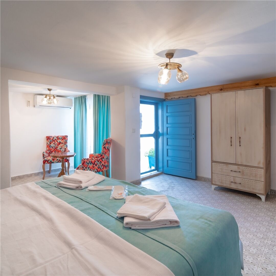 PRUVA - Deluxe Room, Courtyard View | 1 bedroom, Egyptian cotton sheets, premium bedding