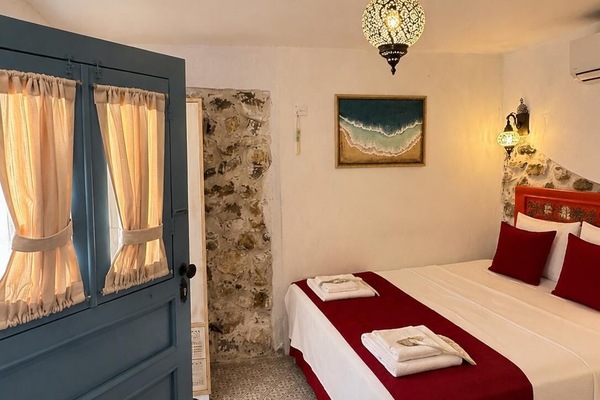 ISKANCA - Economy Room | 1 bedroom, Egyptian cotton sheets, premium bedding, desk