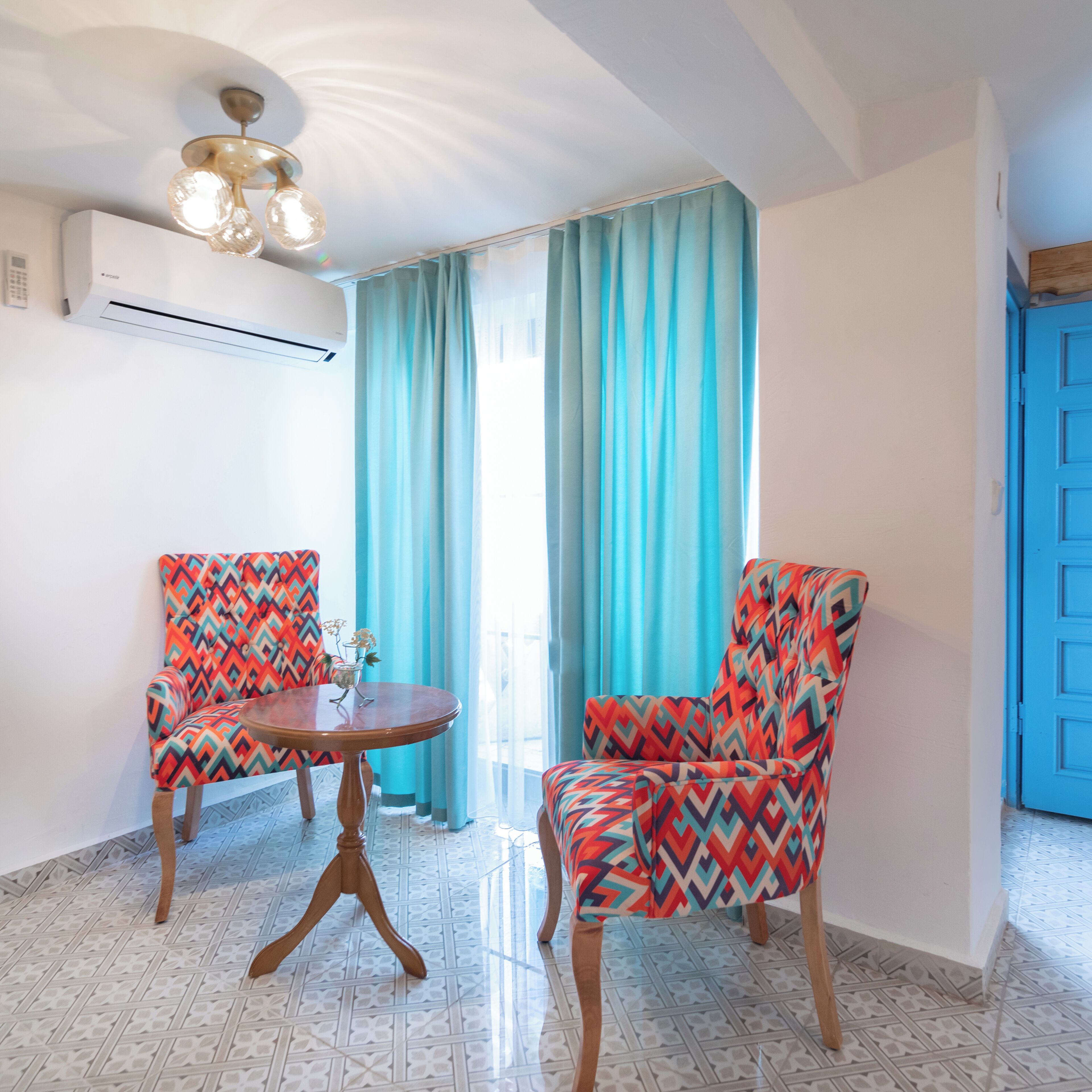 PRUVA - Deluxe Room, Courtyard View | Living area