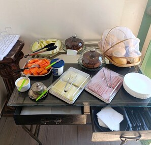 Desayuno bufé gratuito y diario