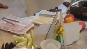 بوفيه فطور مجانًا يوميًا