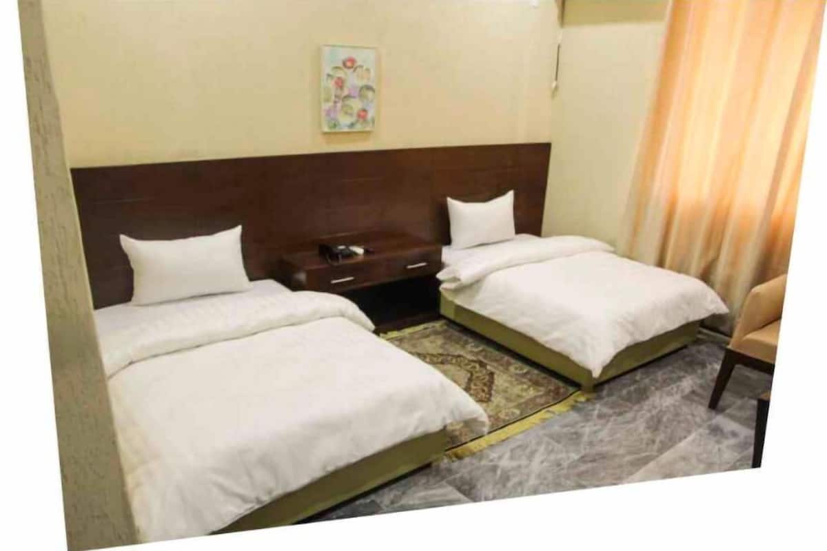 Deluxe Double Room | Soundproofing, iron/ironing board, free WiFi
