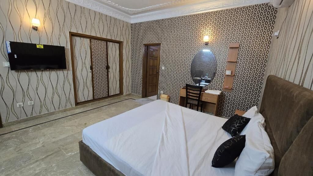 Chambre Double Deluxe | Chambres insonorisées, fer et planche à repasser, Wi-Fi gratuit