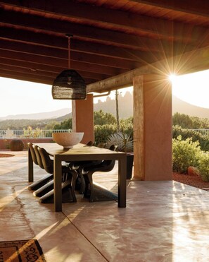 Outdoor dining