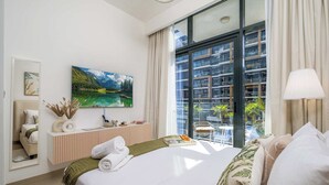 1 chambre, coffres-forts dans les chambres, fer et planche à repasser