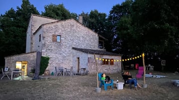 Enceinte de lâhĂ©bergement