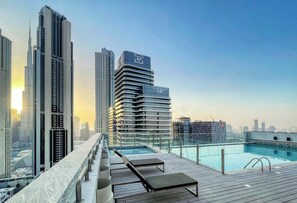Pool - Mada Residence Tower 806 (Dubai)