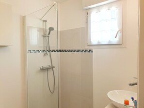 Ducha, secador de pelo