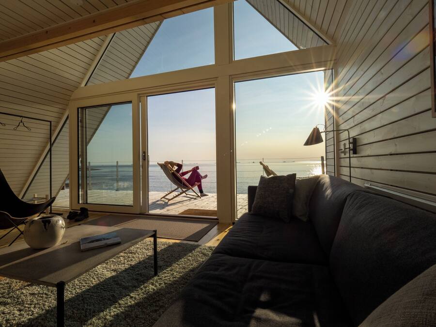 Deluxe Bungalow, Ocean View | 1 bedroom, bed sheets