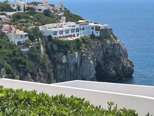 6-bedroom villa for up to 8/9 people