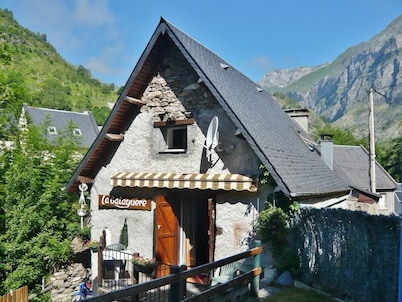 House + studio + garden in the heart of Gavarnie 6 pers