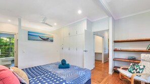 3 bedrooms, iron/ironing board, travel cot, free WiFi