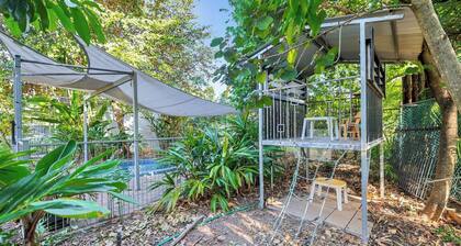 The Treehouse | Big Balcony | 3Bd, 2 Bth with Spa