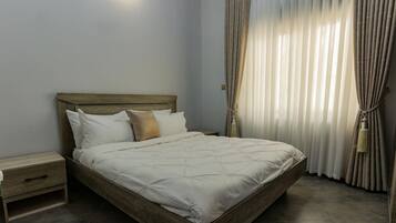 1 chambre, fer et planche à repasser, Wi-Fi, draps fournis