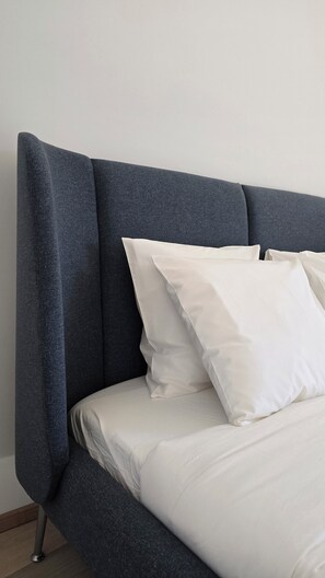 1 slaapkamer, een strijkplank/strijkijzer, wifi, beddengoed