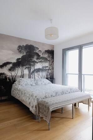 4 bedrooms, iron/ironing board, WiFi, bed sheets - Comfortable, bright new house in the heart of Versailles (Versailles)