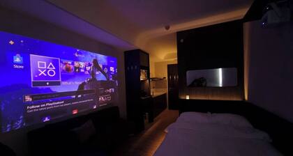 Highwind - Projector, Playstation 4, Pool