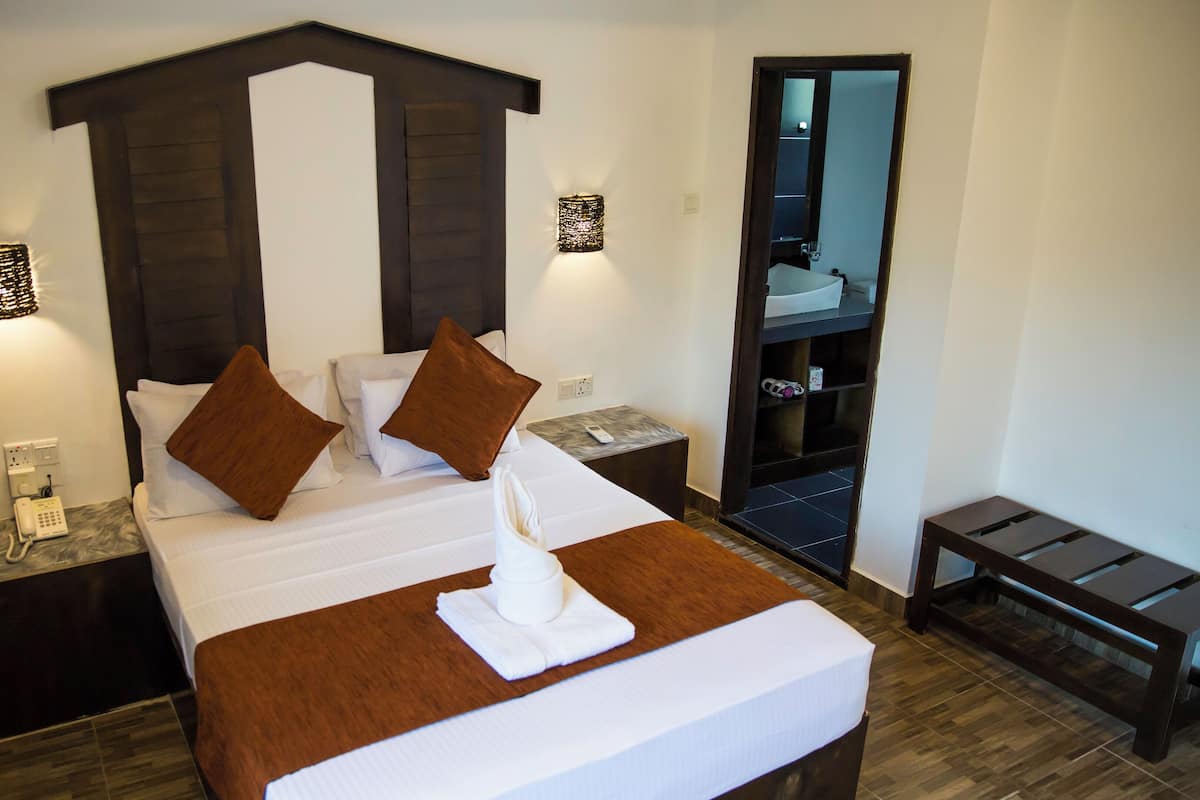 Superior Double Room, Balcony | In-room safe, free WiFi, bed sheets