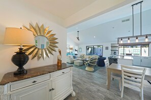 Interior - Charming Beach House - Private Pool & 2 GOLF CARTS! Walk to Pool. Near Beach. (Miramar Beach)