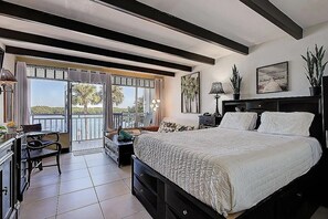 Iron/ironing board, free WiFi, bed sheets - Little Harbor Resort #207 Tampa Bay FL Beach, Dolphin view (Ruskin)