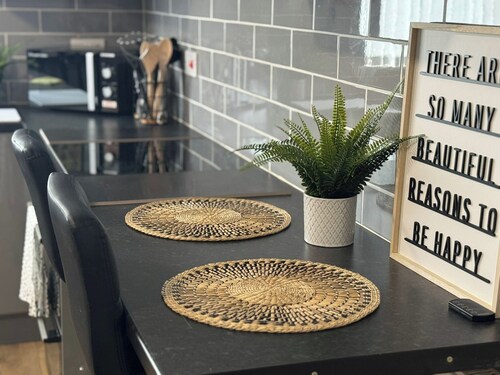 4 Bed Apartment in Warwick