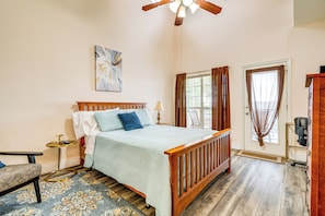 Interior - Community Perks: Scenic Lake Travis Getaway! (Leander)