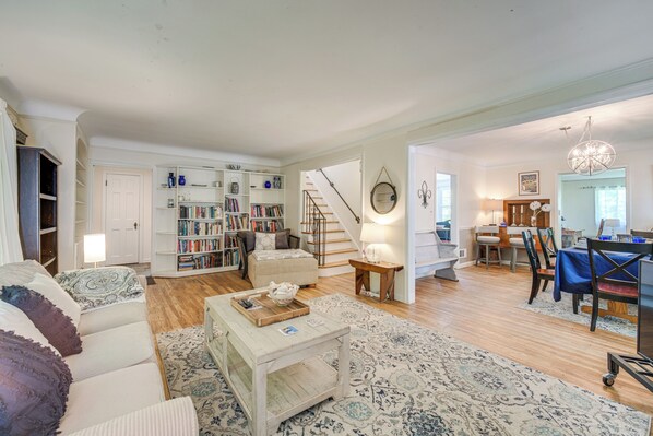 House (4 Bedrooms) | Interior