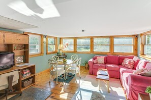 House (2 Bedrooms) | Interior - 13 Mi to Acadia: Artistic Retreat in Nature (Trenton)