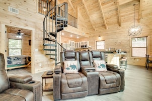 House (2 Bedrooms) | Interior