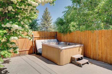 ํ์ฐ์ค (3 Bedrooms) | ๋ด๋ถ