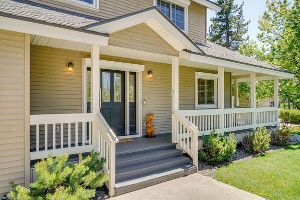 House (3 Bedrooms) | Interior - 5 Mi to Northstar Resort! Family Home w/ Hot Tub (Truckee)