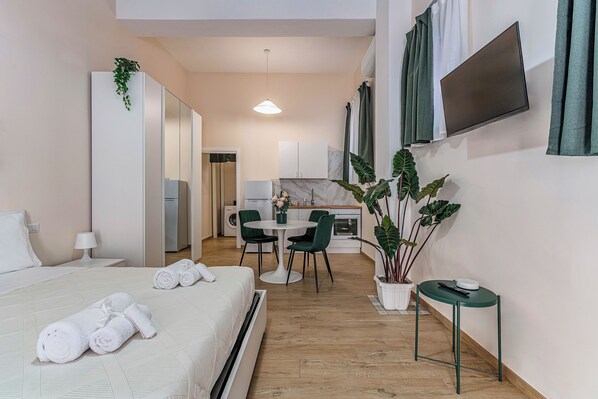 1 bedroom, iron/ironing board, free WiFi, bed sheets - Venice Apartament - New and equipped studio apartment in Carbonara (Bari)