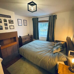 3 chambres, fer et planche à repasser, Wi-Fi gratuit, draps fournis