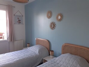 2 sovrum, resesäng, wi-fi och sängkläder