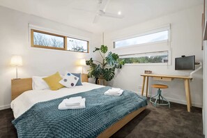 4 Schlafzimmer, Bügeleisen/Bügelbrett, WLAN, Bettwäsche