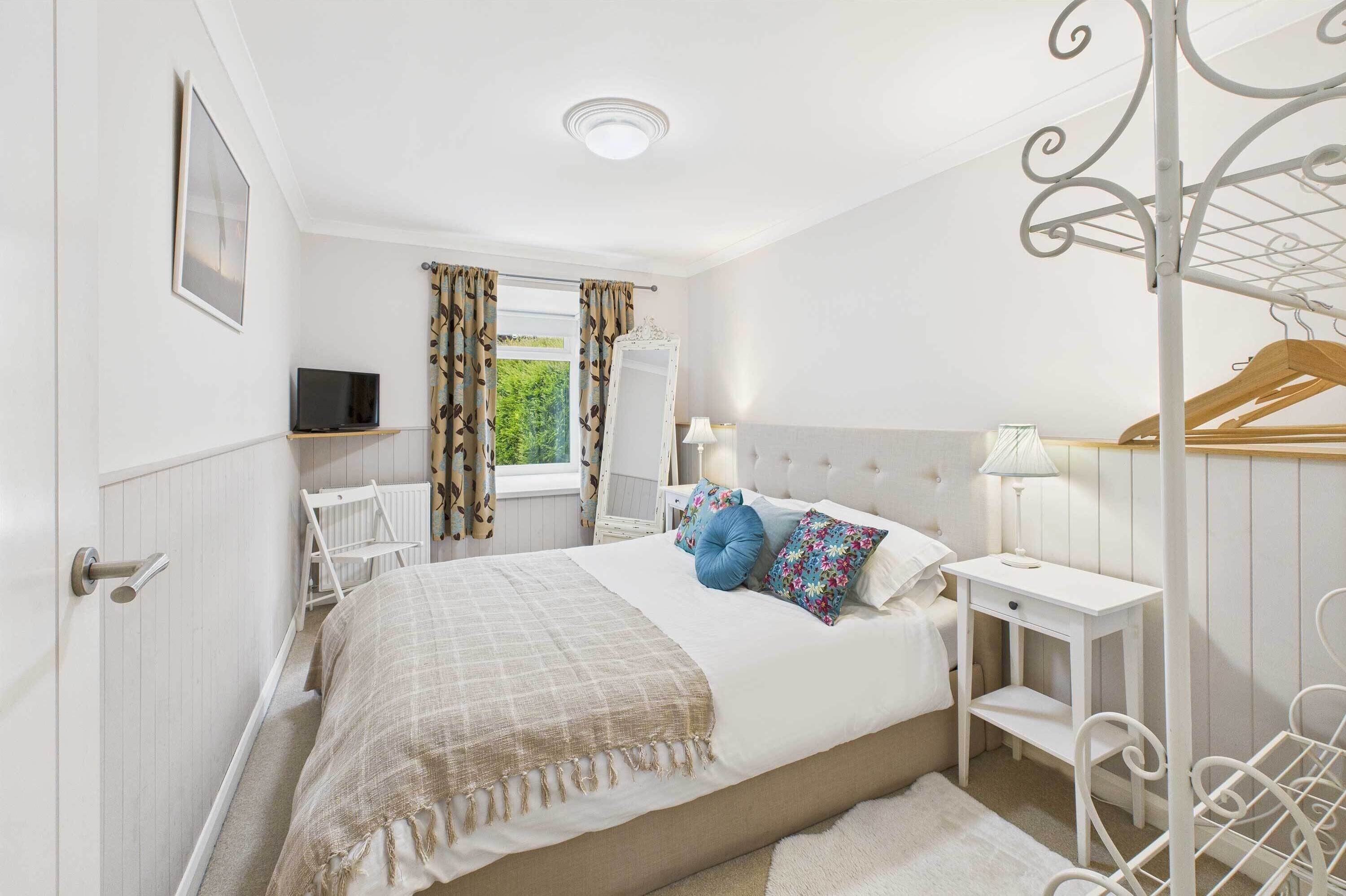 2 chambres, fer et planche à repasser, lit parapluie, Wi-Fi