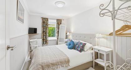 Host & Stay | The Fairways