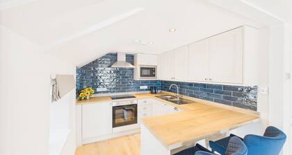 Host & Stay | St Cuthbert's Cottage