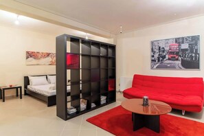 TV, fireplace, offices