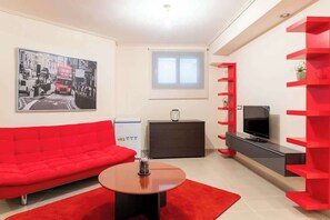 TV, fireplace, offices