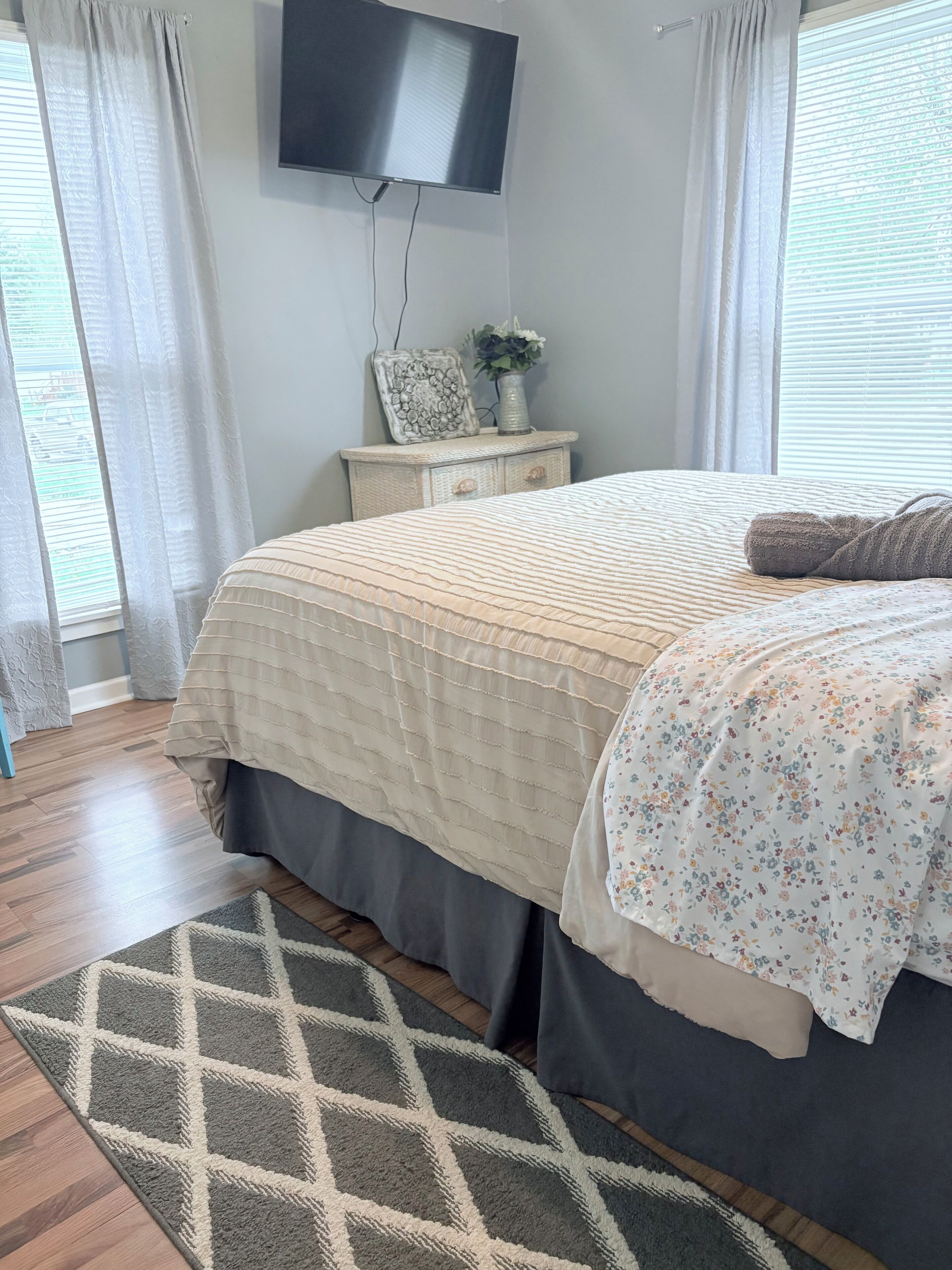 3 bedrooms, free WiFi, bed sheets