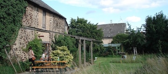 Beautifully renovated vacation apartment on an idyllic farm. 4 - 8 persons.