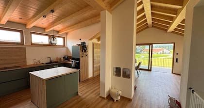 Welcome to the "Gams im Glück" vacation apartment - Allgäu mountain view included