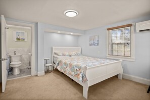 4 Schlafzimmer, Schreibtisch, Bügeleisen/Bügelbrett, kostenloses WLAN