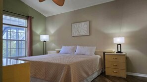 4 habitaciones, tabla de planchar con plancha y wifi gratis 
