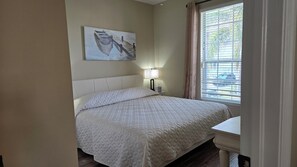 4 多间卧室、熨斗/熨衣板、免费 WiFi、床单