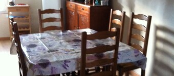 Village house sleeps 6 near ST CROIX DU VERDON