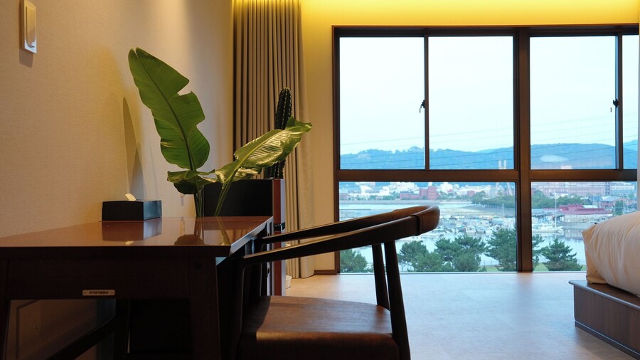 THE BLESS Awaji
